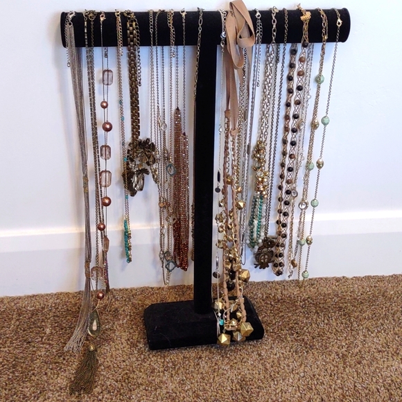 Necklace bundle - Picture 1 of 6